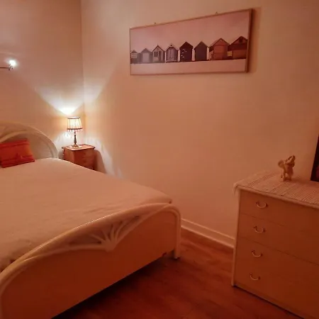 Vue Sur لي سابلِ دولونْ