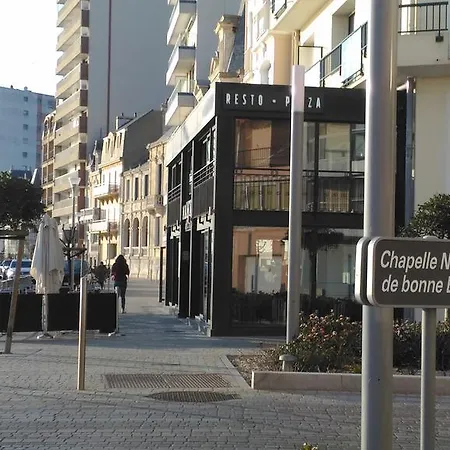 Vue Sur لي سابلِ دولونْ