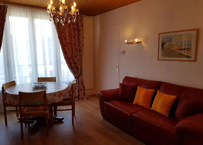 Vue Sur 公寓 莱萨布勒-多洛讷